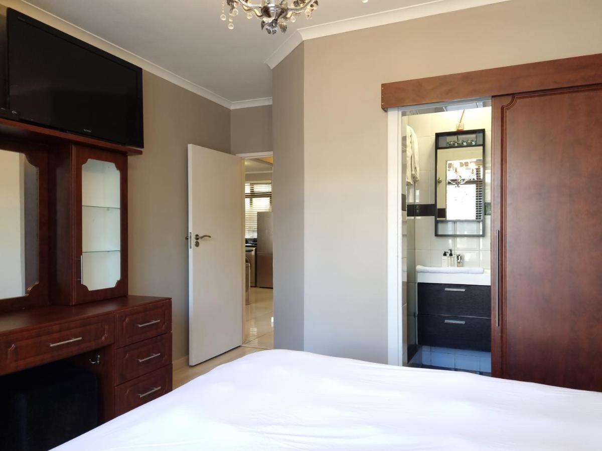 Island Club By Smart City Stays Kaapstad Buitenkant foto