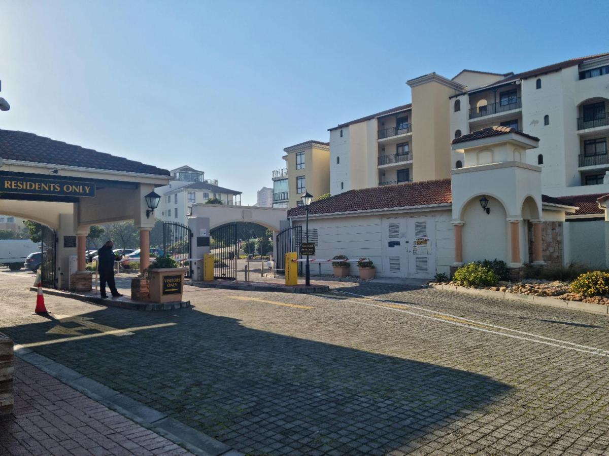 Island Club By Smart City Stays Kaapstad Buitenkant foto